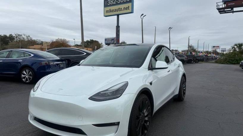 TESLA MODEL Y 2021 5YJYGDEFXMF251960 image